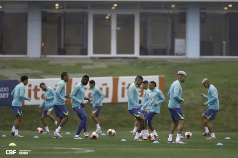 selecao-faz-ultimo-jogo-nas-el