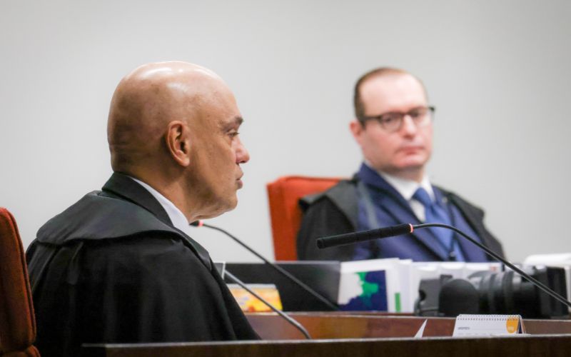 stf-retoma-julgamento-de-bolso