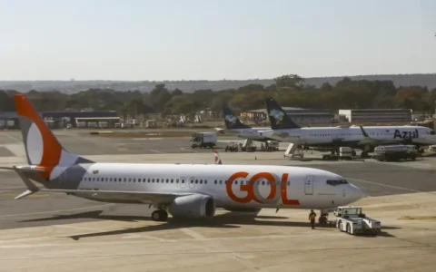 Cade dá 30 dias para Gol e Azul detalharem acordo de cooperação