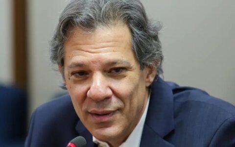 'Neste momento, não tenho intenção em ser candidato em 2026', diz Haddad