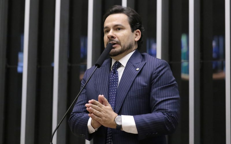 apoio-a-pec-da-blindagem-rende