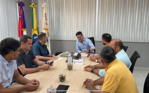 Prefeito anuncia banca organizadora do concurso da Semed