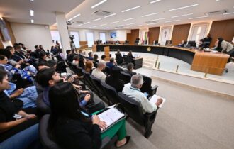 tce-am-multa-prefeita-de-nova-