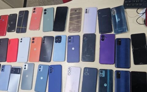 Polícia Civil do AM apreende 50 celulares roubados em operação