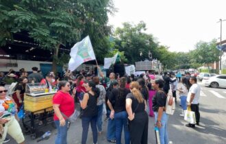Professores pressionam Câmara contra reforma da Previdência em Manaus