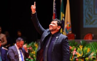 Rosinaldo Bual tem R$ 2,5 milhões bloqueados por suspeita de 'rachadinha'