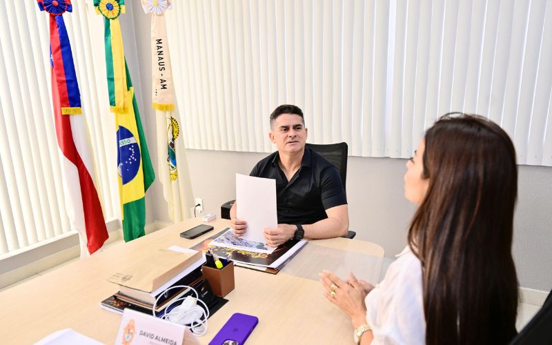 Prefeito David Almeida anuncia programação do ‘Sonho Mágico de Natal 2025’ em Manaus