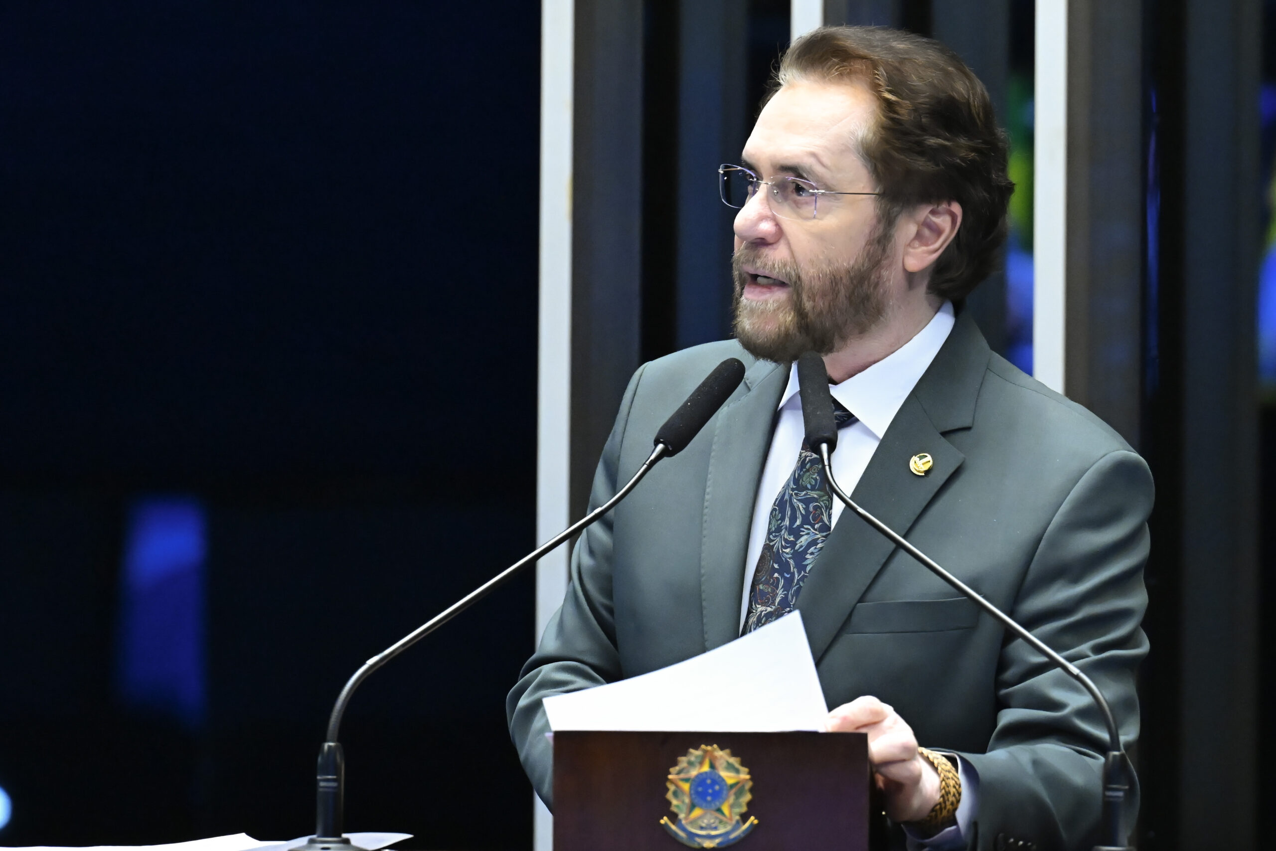 camara-aprova-em-urgencia-proj