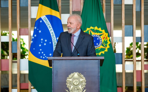 lula-tenta-abrir-mercado-de-68
