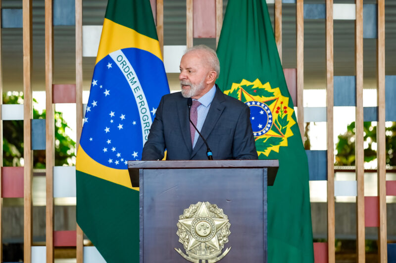lula-tenta-abrir-mercado-de-68