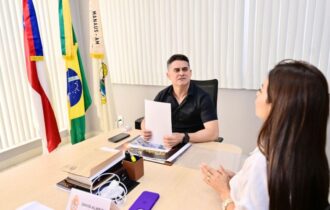 Prefeito David Almeida anuncia programação do ‘Sonho Mágico de Natal 2025’