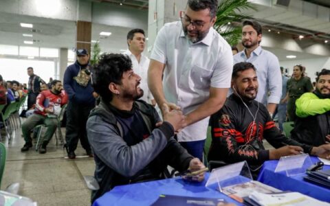 Wilson Lima aponta valorização de mototaxistas e motofretistas com liberação de crédito