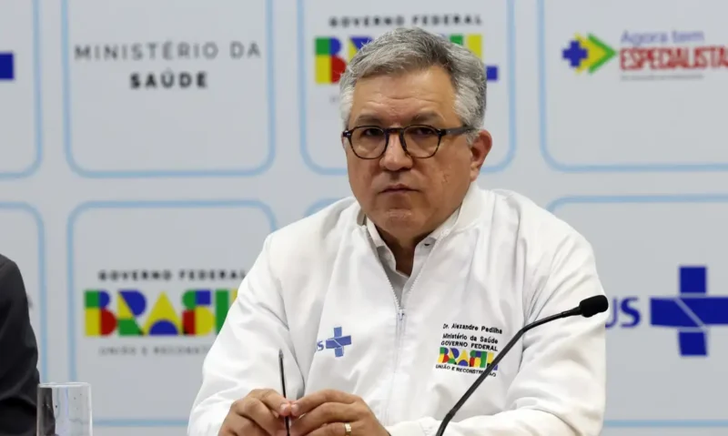 ministro-padilha-defende-direi
