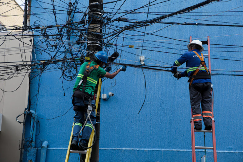 retirada-de-fios-no-centro-gan