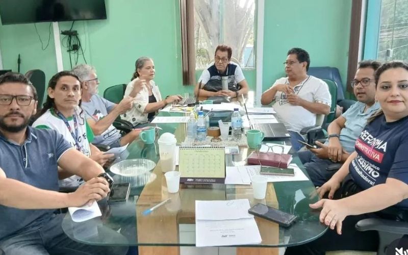 servidores-articulam-ato-publi