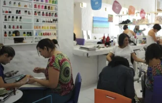 Anvisa proíbe duas substâncias utilizadas em produtos para unhas