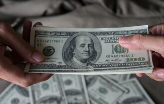 Juros: DIs ficam estáveis com fiscal no radar, apesar de queda do dólar