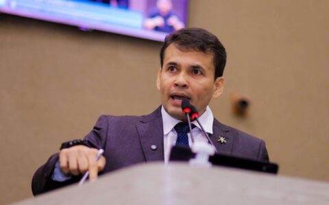 Coronel Rosses volta a criticar Ufam e chama universidade de “máquina de fazer ideologia” na CMM