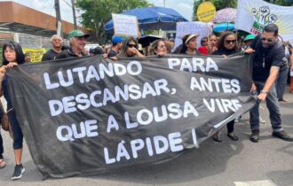 Dia do Professor: desvalorização e más condições afastam jovens da docência