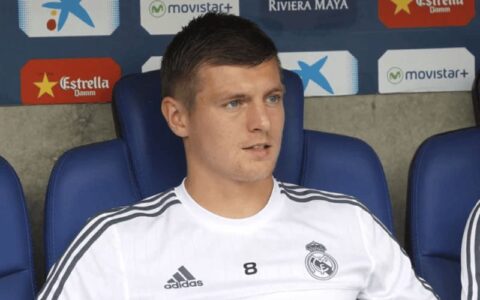 kroos-defende-vini-jr-apos-ira