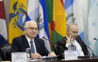 Presidente do STF relata na Costa Rica reação a ataques às instituições