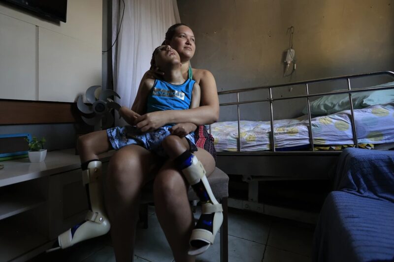 apos-10-anos-maes-da-zika-luta