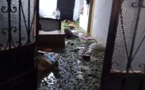 apos-ter-casa-tomada-pela-agua