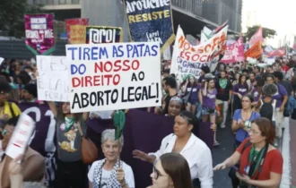 ataque-a-aborto-legal-espalha-