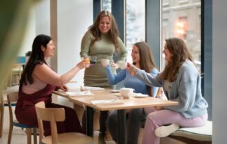 cafe-das-cinco-promove-encontr