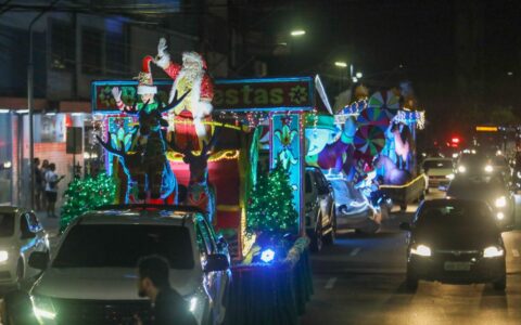 caravana-natalina-chega-as-zon