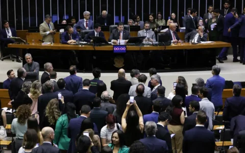 congresso-rejeita-56-vetos-ao-