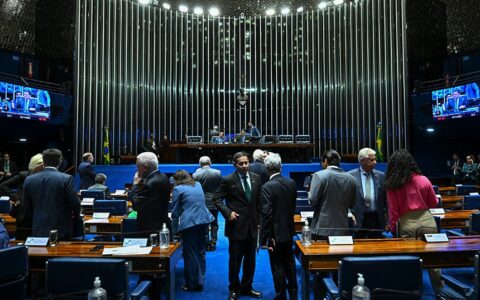 distribuicao-de-cordao-para-id