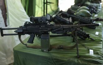lei-rouanet-obra-sobre-armas-a