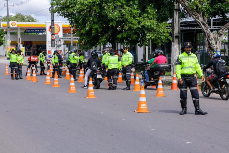 mortes-no-transito-caem-27-em-