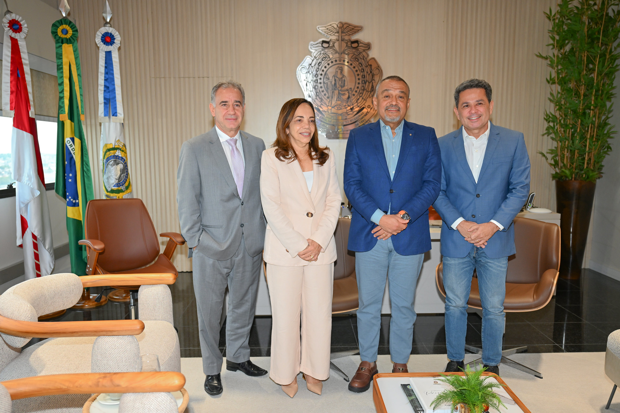 presidente-do-tjam-e-vice-gove