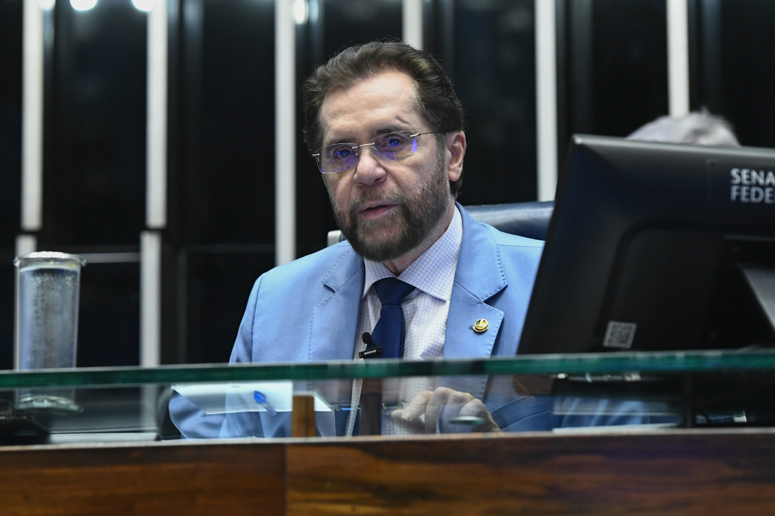 presidente-figueiredo-ganha-re