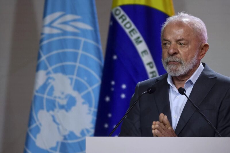 raoni-confronta-lula-e-petrobr