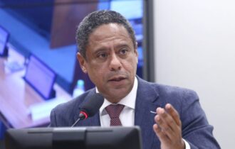 relator-apresenta-alteracoes-n