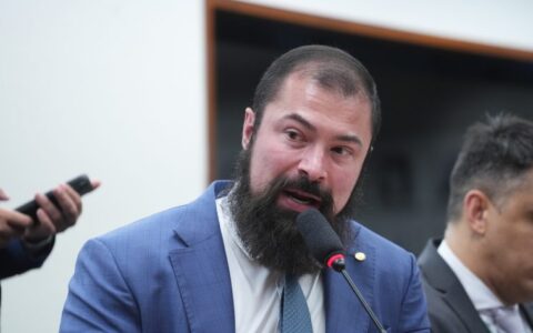 Comissão aprova fim de distinção de gênero na PM e Bombeiros