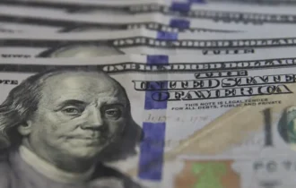 bolsa-sobe-em-novembro-e-regis