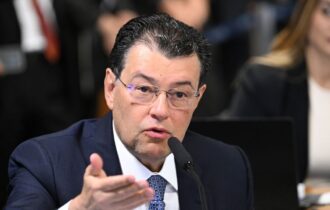 braga-apoia-projeto-no-senado-
