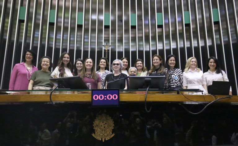 camara-homenageia-dia-mundial-