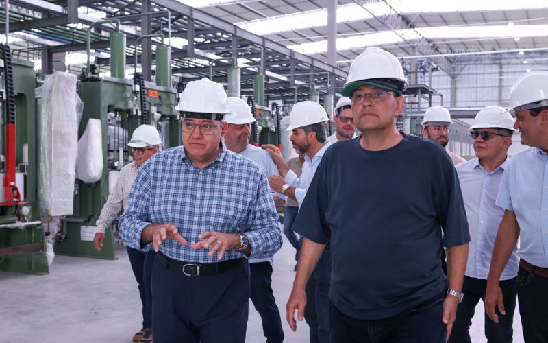 eduardo-braga-visita-instalaco