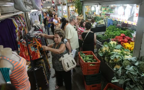 inflacao-volta-a-meta-apos-pre