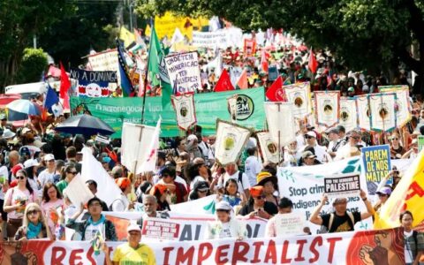 marcha-pelo-clima-reune-70-mil