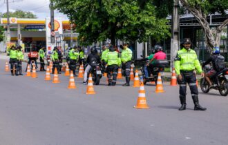 mortes-no-transito-caem-27-em-