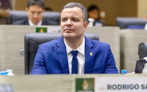 mudanca-de-voto-de-rodrigo-sa-