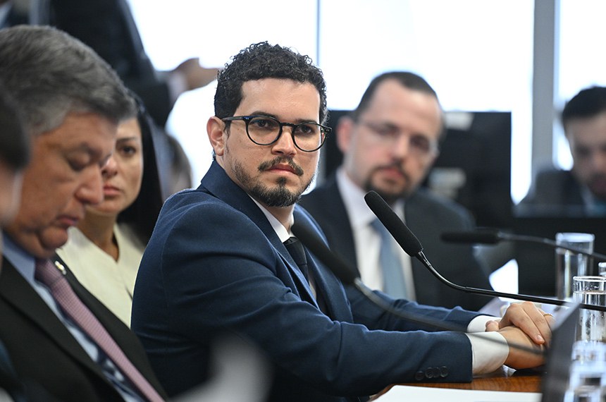 relator-aponta-que-filho-de-ex