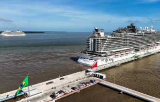 transatlanticos-chegam-a-belem