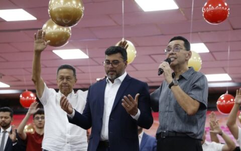 Oração para Wilson Lima "brilhar em Brasília” provoca críticas de eleitores: “Se depender de nós, não vai”